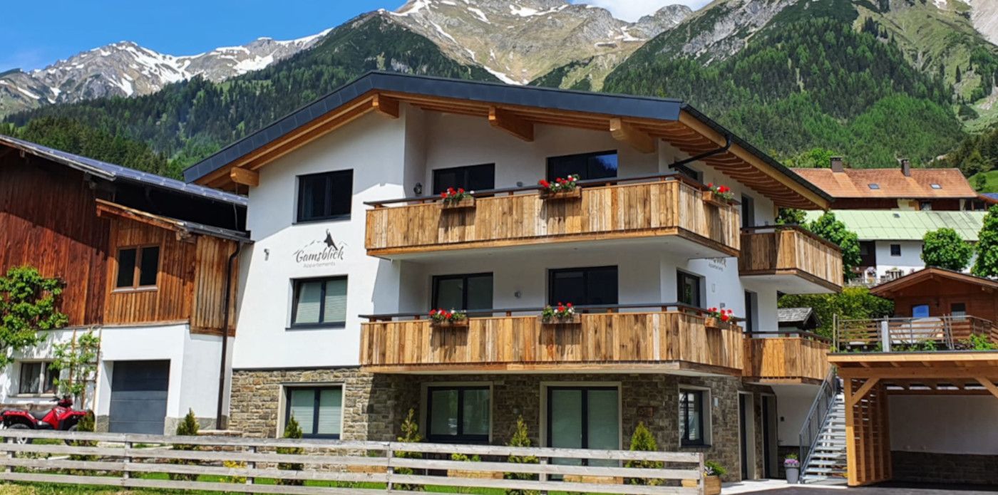 Appartementhaus Gamsblick mit Balkon Pettnau am Arlberg Urlaub in Tirol