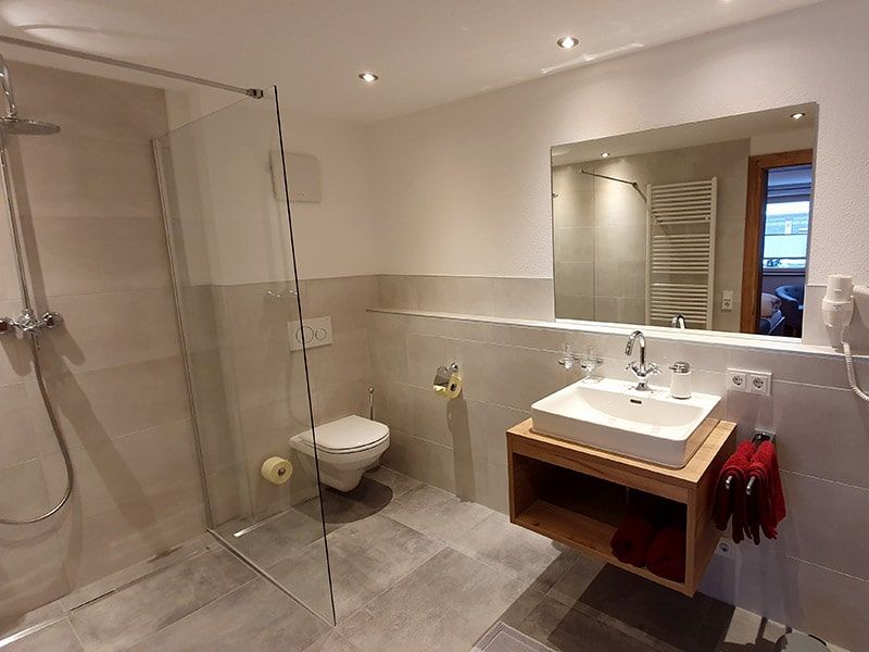 Appartement Valluga 2 Bädern mit Dusche und WC Pettneu am Arlberg